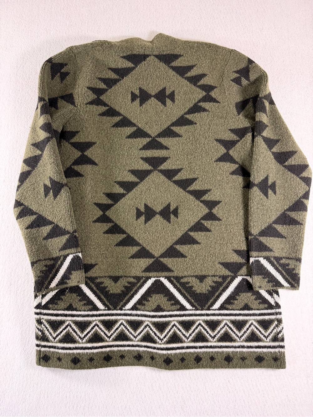 Frye Aztec Southwestern Olive and Black Geometric Open-Front Cardigan - Picture 3 of 7